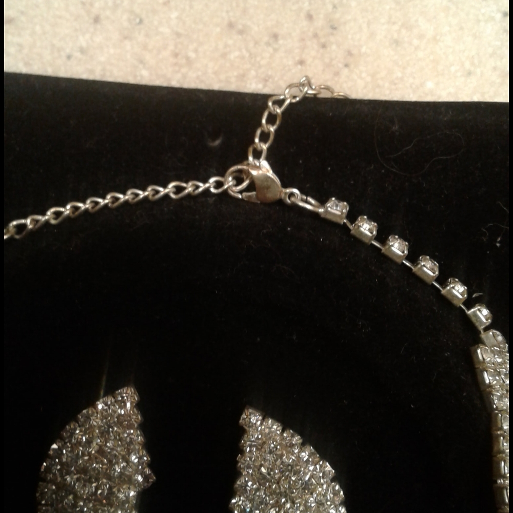 Necklace set - Picture 3 of 4